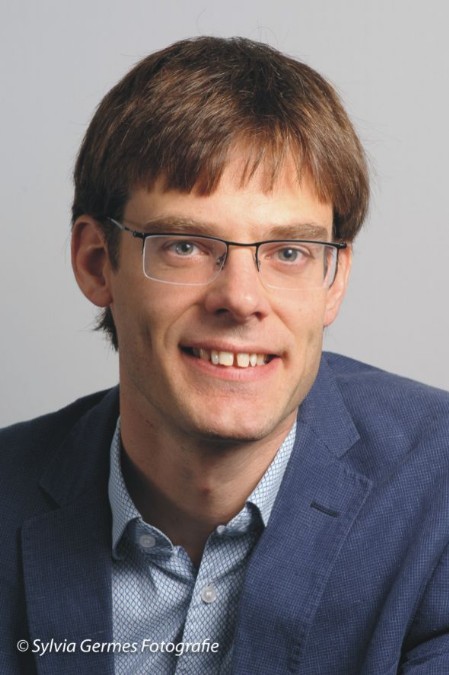 Dr. Wouter Ross